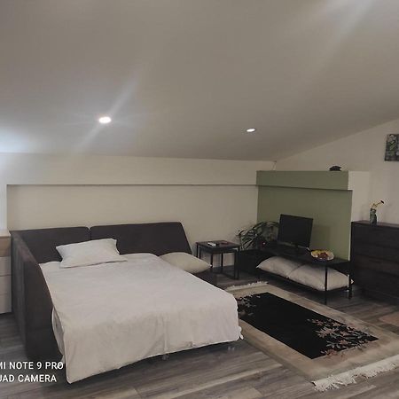 Σοφίτα Καλλύνω Apartment Thessaloniki Exterior photo